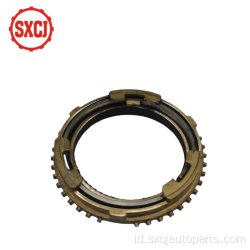 OEM 33038-OK040 Transmission Gearbox Parts Synchronizer Ring untuk Toyota